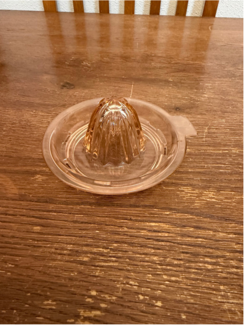 Vintage Amber Glass Citrus Juicer Reamer Lemon Orange Squeezer Spout Chipped